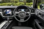 Volvo V60 D4 Inscription 2018 года (UK)